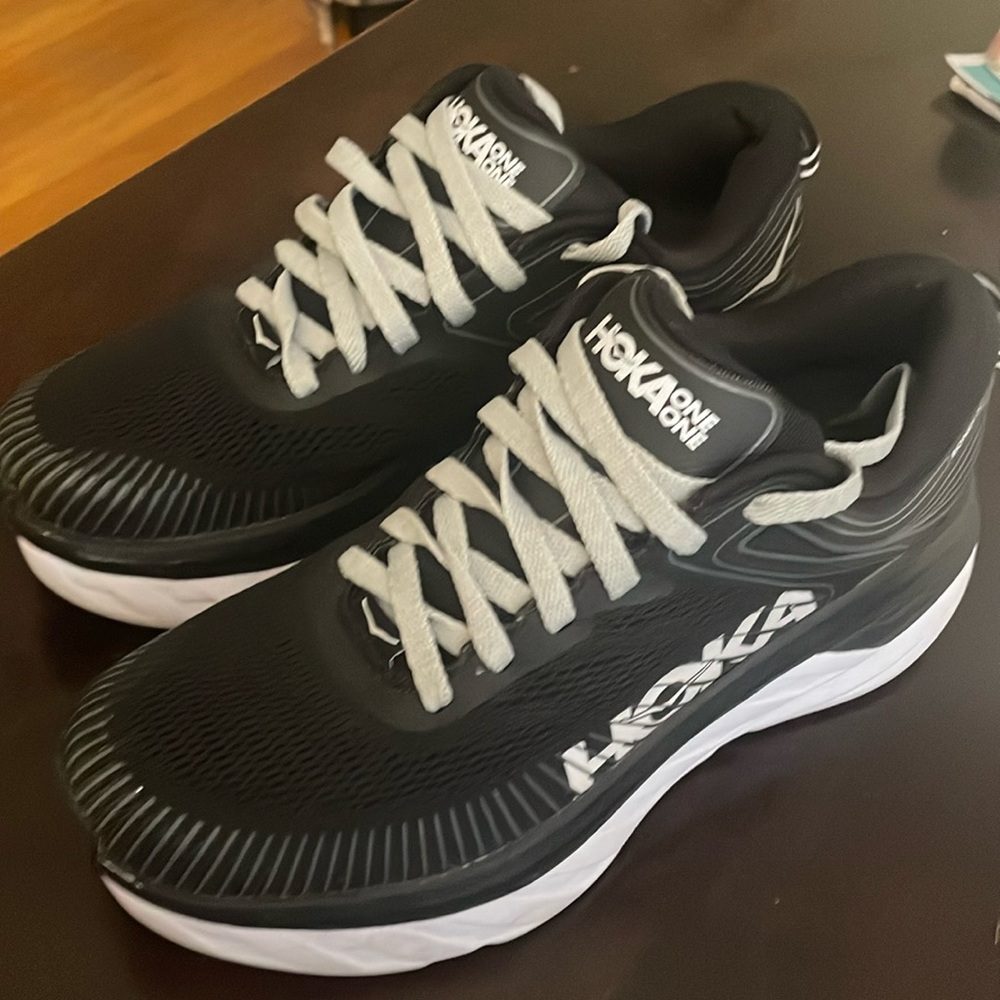 Like New - HOKA One One Bondi7 Women Shoes